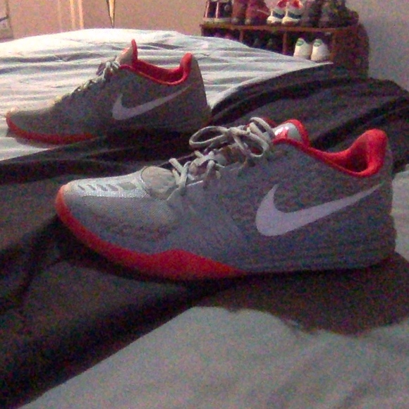 kobe nemesis shoes
